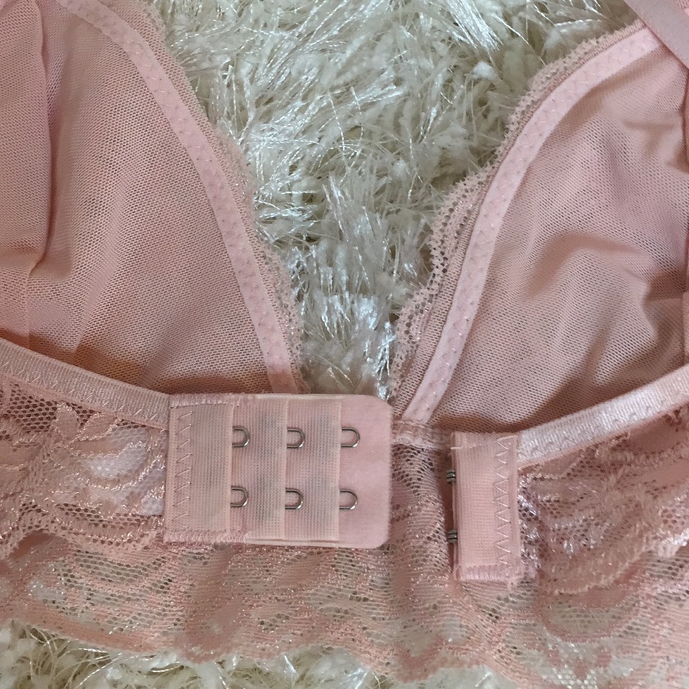Best Sellinng‼️ All lace Urban Bralette - Picture 7 of 7